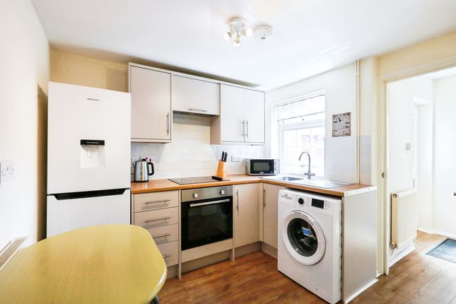 15, Priest Lane, Pershore photo 2