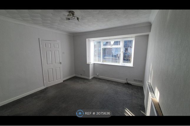 Clovelly Avenue, Great Sankey, Warrington photo 3