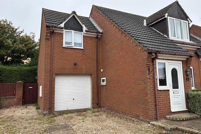 3-bed house on 48, Station Court, Hornsea, £240,000