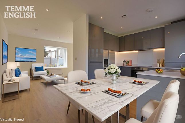 26 Clarendon Mews, Pitsea photo 2