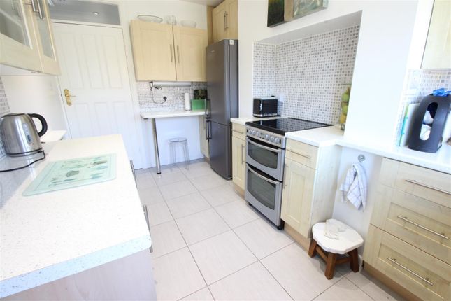 Flat 6, North Lodge Mansions, Christchurch Road, Worthing photo 4