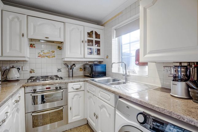 32, Fulmer Road, London photo 2
