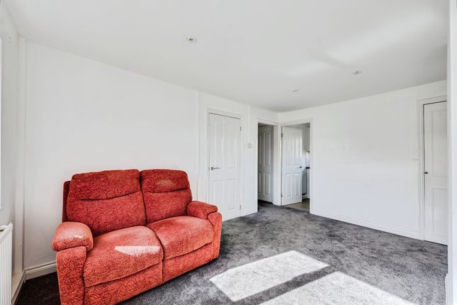 11, Foxwood Close, Bampton photo 4