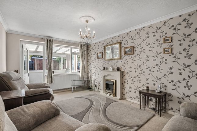 28, Dunster Road, Cheltenham photo 4