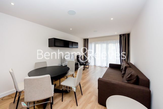 Thumbnail Flat to rent in Boulevard Drive, Colindale