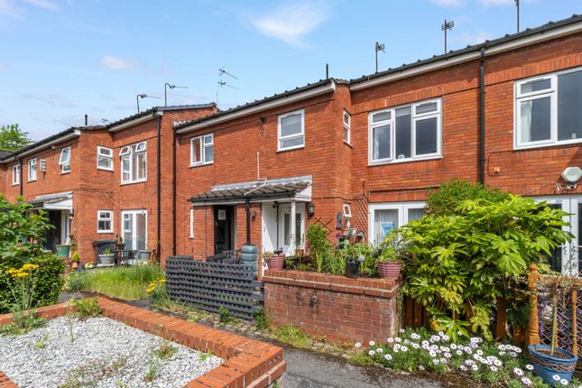 Thumbnail Flat for sale in Pear Tree Place, Warrington