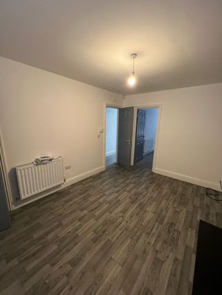 Terraced house to rent in Alexandra Road, Doncaster