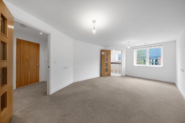 36 Edward Place, Churchfield Road, Walton-On-Thames photo 4