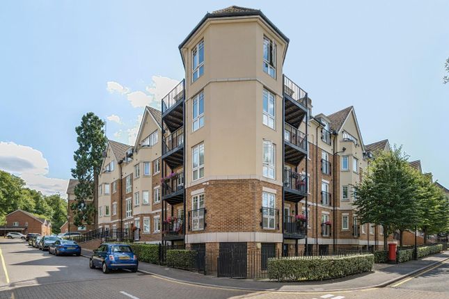 Davidson Frost-Wellings, Dfw, Casel Court, Externa