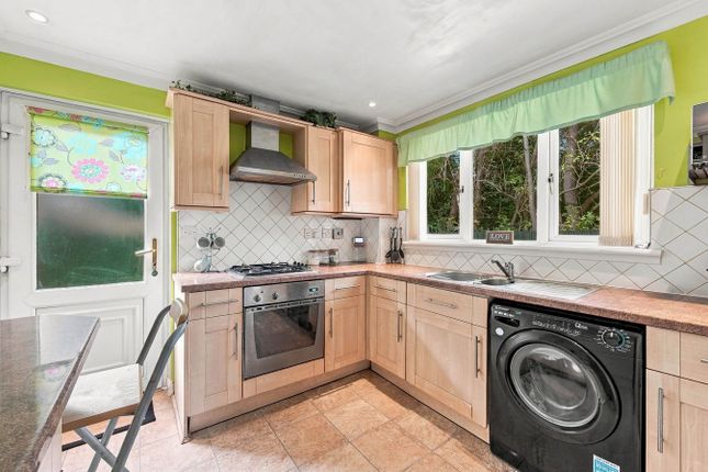 16, Dalmore Way, Irvine photo 4