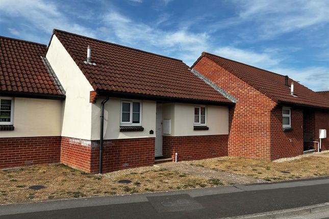 1-bed house on Priory Gardens, Burnham-On-Sea, £169,950