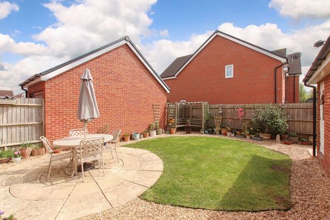 23, Hewgal Way, Aston Clinton photo 4