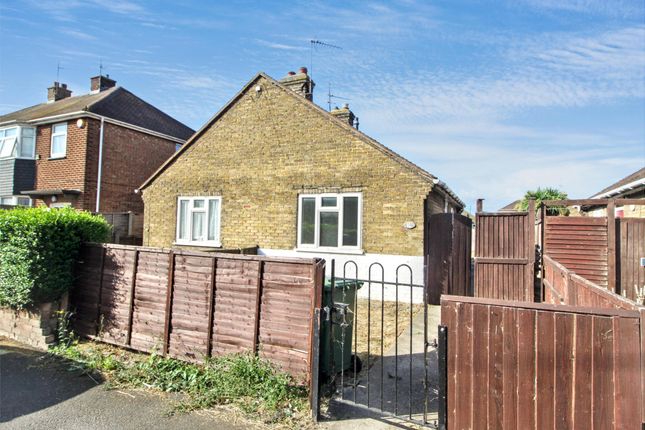 1-bed house on 14, Kent Road, Sheerness, £100,000