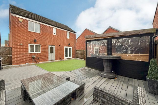 12 Chaffinch Close, Mansfield photo 2