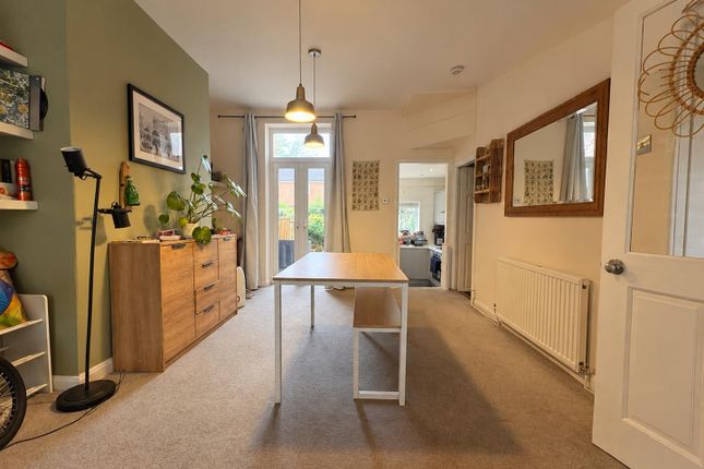 9, Greg Street, Stockport photo 3
