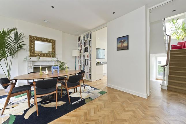 Town house for sale in Alexander Street, Notting Hill