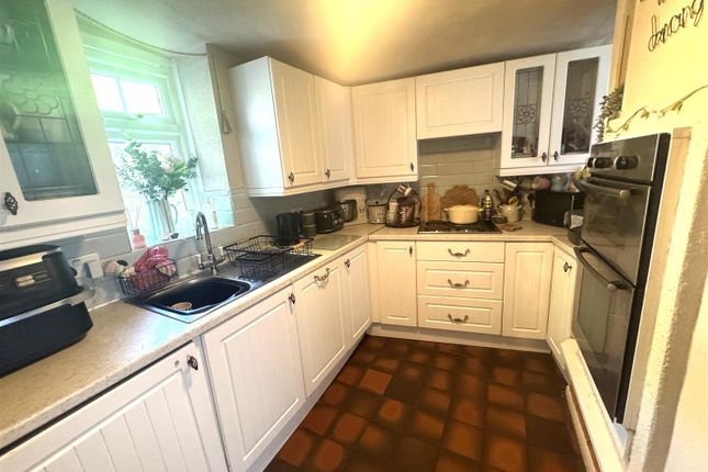 5, Culver Street, Newent photo 2