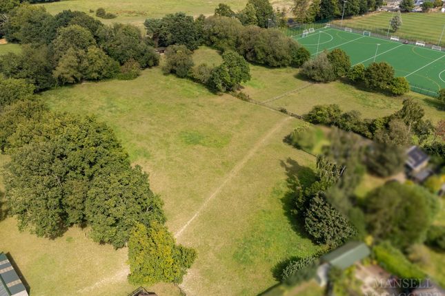 Thorne Copse, Roundabout Road, Crawley photo 2