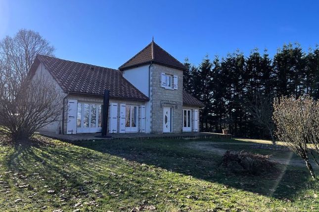 Property for sale in Near Thenon, Dordogne, Nouvelle-Aquitaine