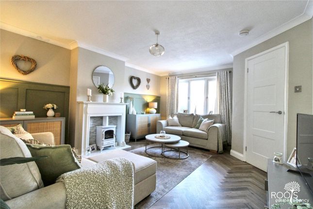 11, Bramwell Close, Berkshire photo 4