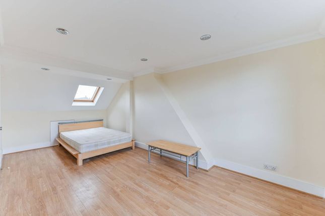 Thumbnail Flat for sale in Valnay Street, Tooting, London