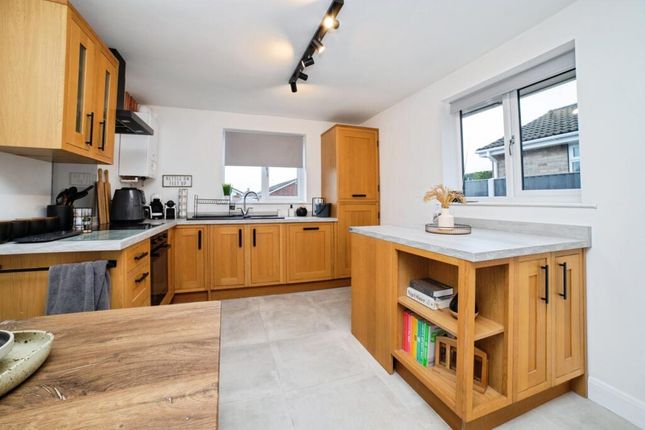 31, Sutton-in-Ashfield photo 4