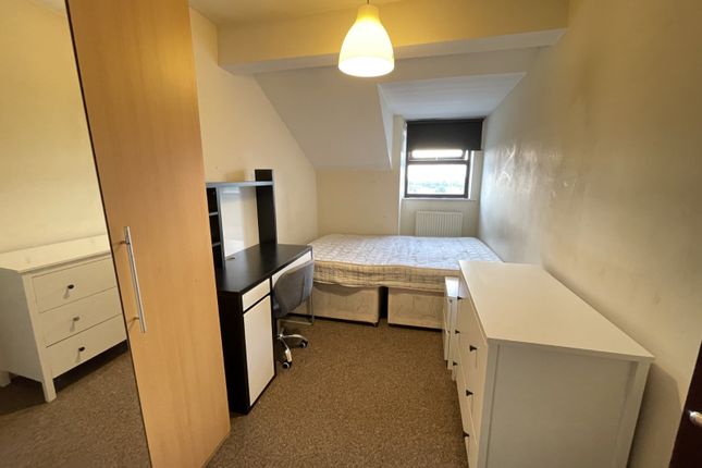 Kelso Heights, Leeds photo 4