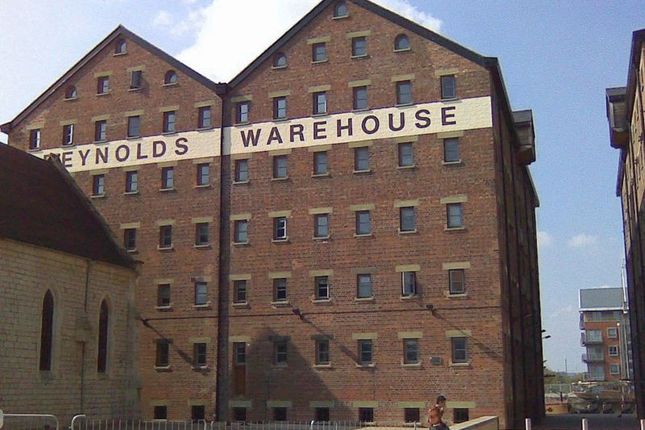 Homes To Let In The Docks Gloucestershire Rent Property Thumbnail Flat To Rent In The Docks Gloucester