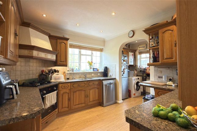 9, 9, Canford Cliffs Avenue, Dorset photo 2