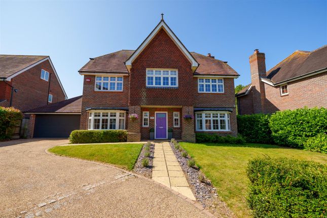 Thumbnail Property for sale in Goddard Close, Guildford