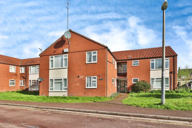 Thumbnail Flat for sale in Fletcher Close, Hessle, East Riding Of Yorkshire