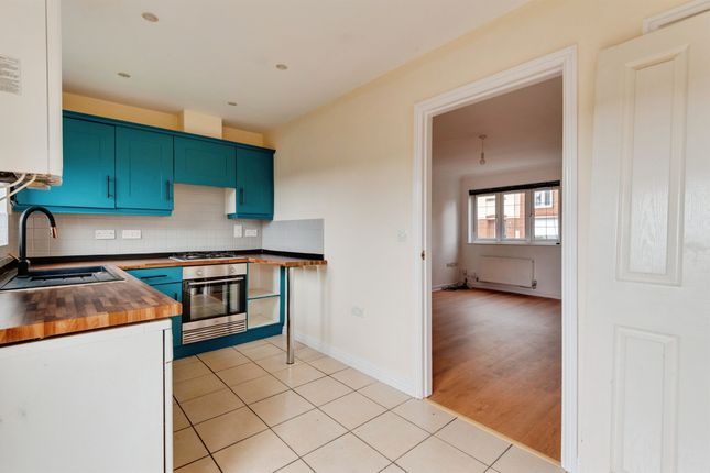 10, Crosland Drive, Frodsham photo 4