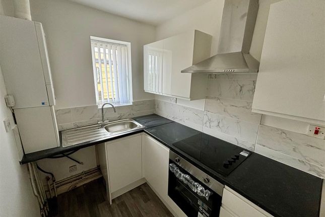Flat 6, 89a, Albion Street, Wirral photo 2