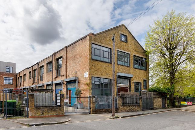 Unit 3, 31 Blenheim Gardens, London photo 4