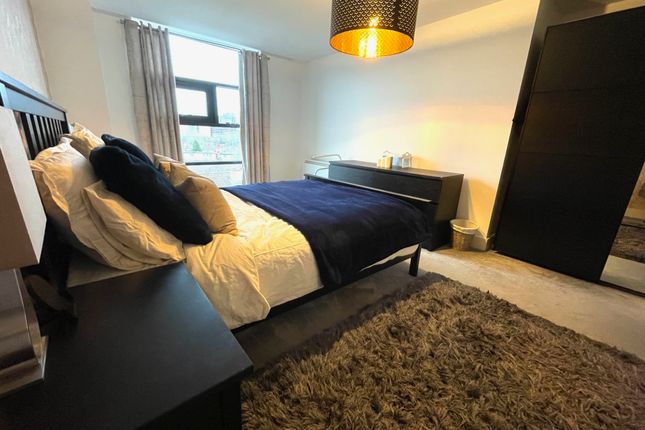 Flat to rent in Lydia Ann Street, Liverpool
