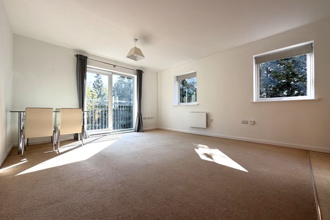 30, Tattershall Court, Stoke-on-Trent photo 3