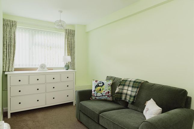 Flat for sale in Pound Road, Banstead
