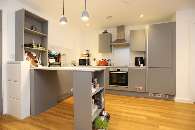 Flat for sale in Oldham Road, Manchester
