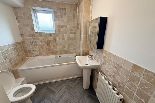 Flat, 1A, Mowbray Street, Stockport photo 5