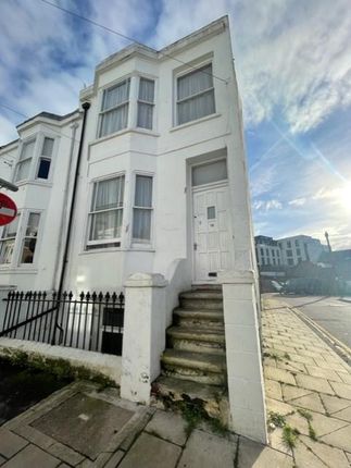 Thumbnail Maisonette to rent in Rose Hill Terrace, Brighton
