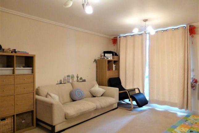 Flat to rent in Cheapside, Brighton
