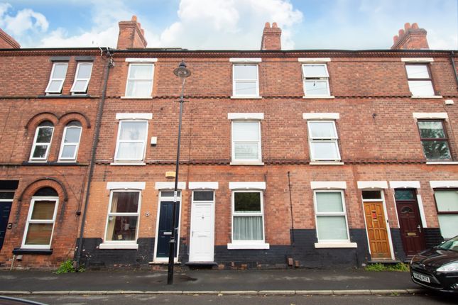 Terraced house to rent in Mundella Road, Nottingham