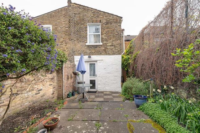 End terrace house for sale in Campana Road, London