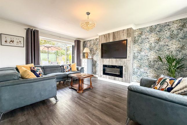 High View, Heakley Avenue, Stoke-On-Trent photo 3
