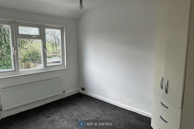 Knollmead Road, Surbiton photo 4