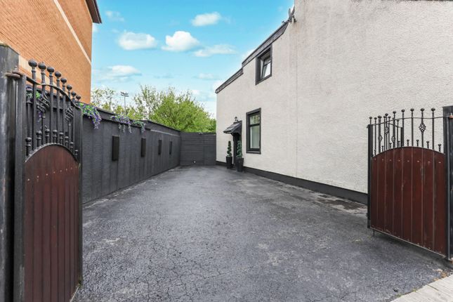 10, Neilson Street, Bellshill photo 2