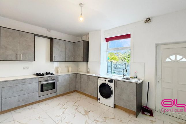 77, Buckley Lane, Bolton photo 4