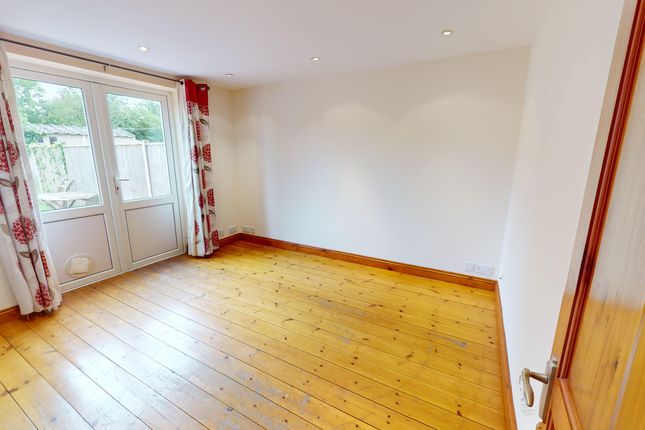 76, Orchard Avenue, Cheltenham photo 5