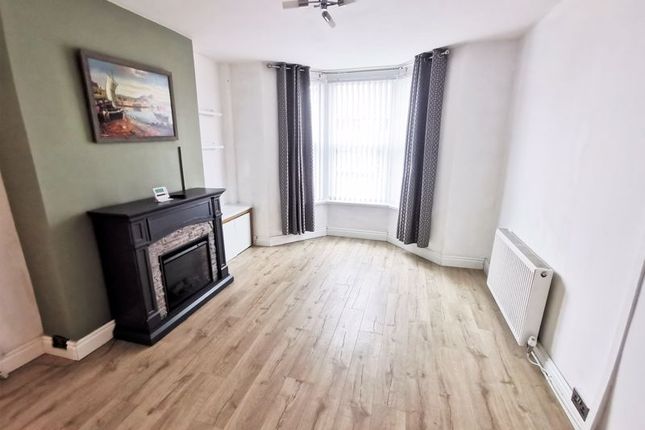 48, Gwerthonor Place, Bargoed photo 3
