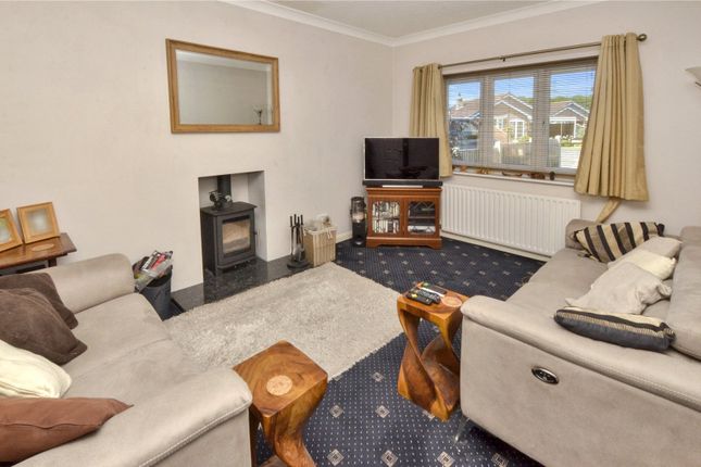32, Albany Drive, Wimborne photo 2